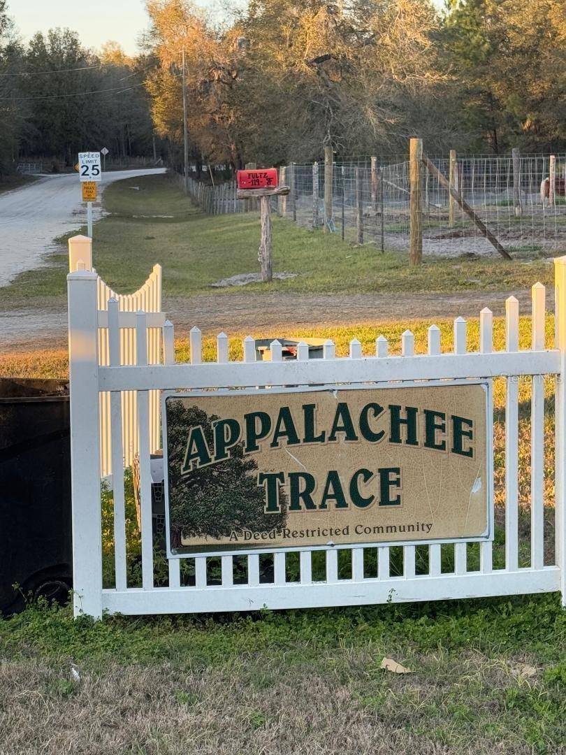 ROANOKE TERRACE, Fort White, FL 32038