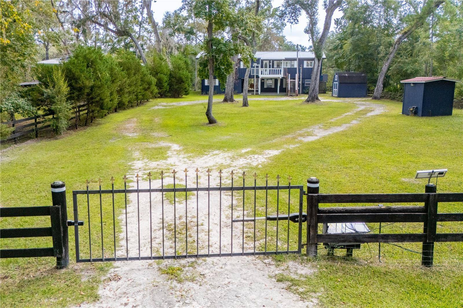 102 NE 931ST ST, Branford, FL 32008