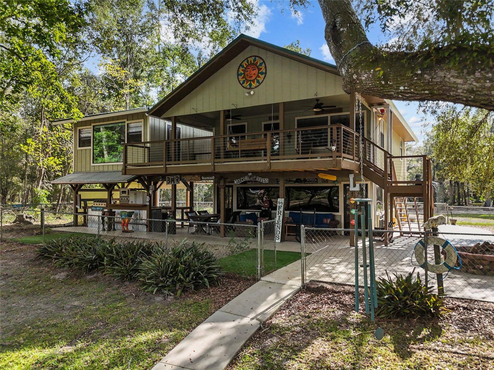 1069 SE SUWANNEE TRL, Branford, FL 32008