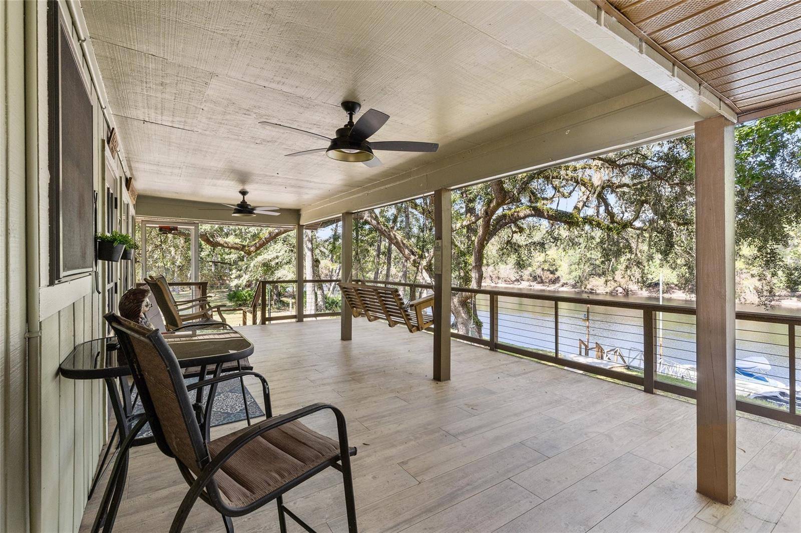 1069 SE SUWANNEE TRL, Branford, FL 32008