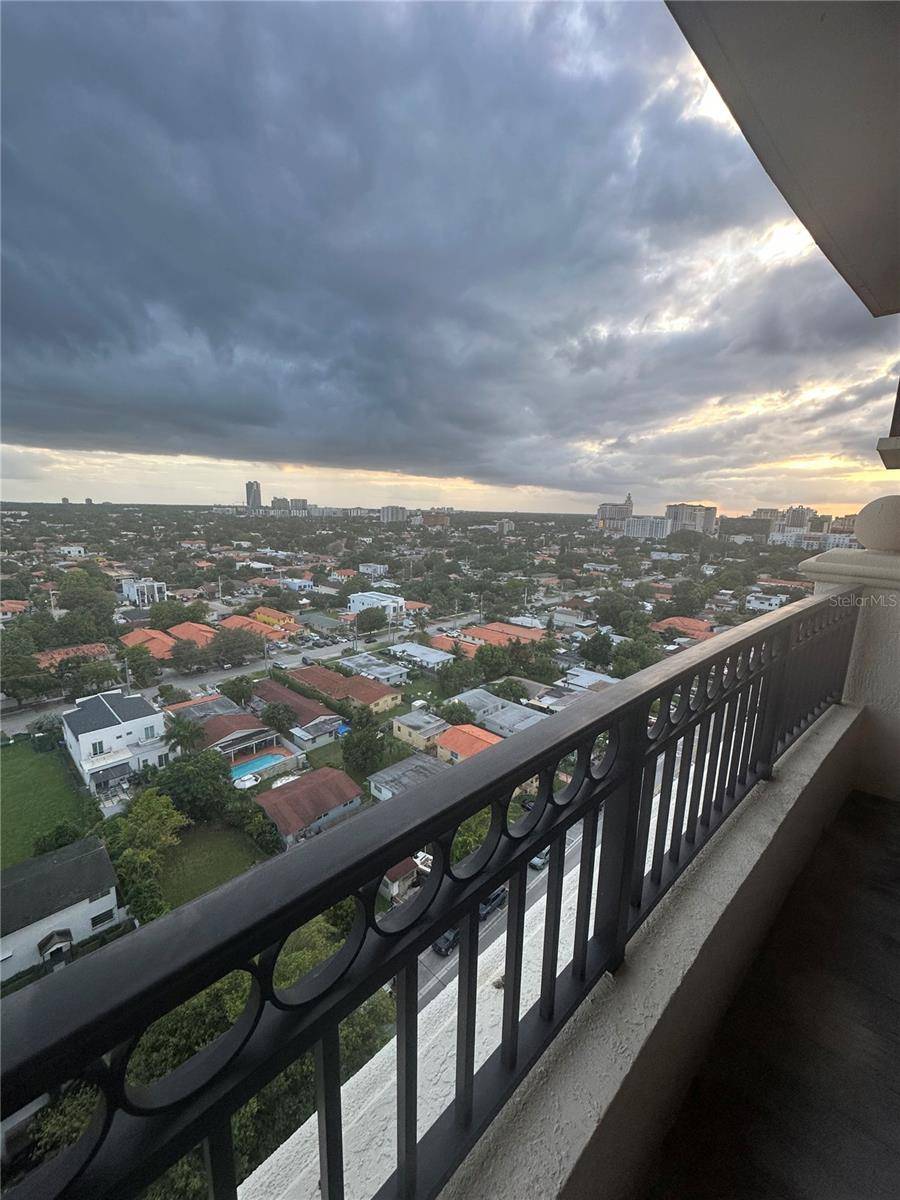 3232 CORAL WAY #1607, Miami, FL 33145