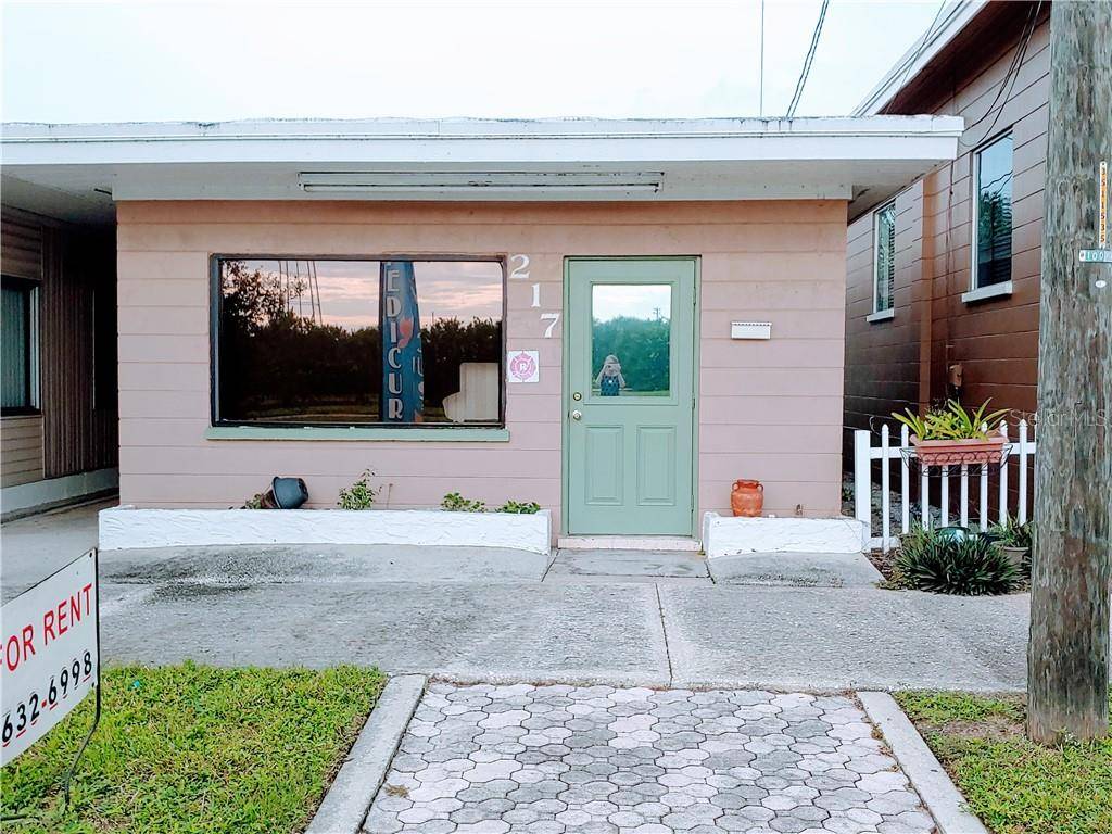 215 N SCENIC HWY, Frostproof, FL 33843