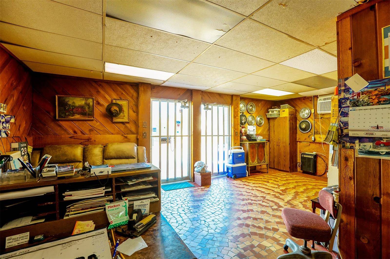 133 W STUART AVE, Lake Wales, FL 33853