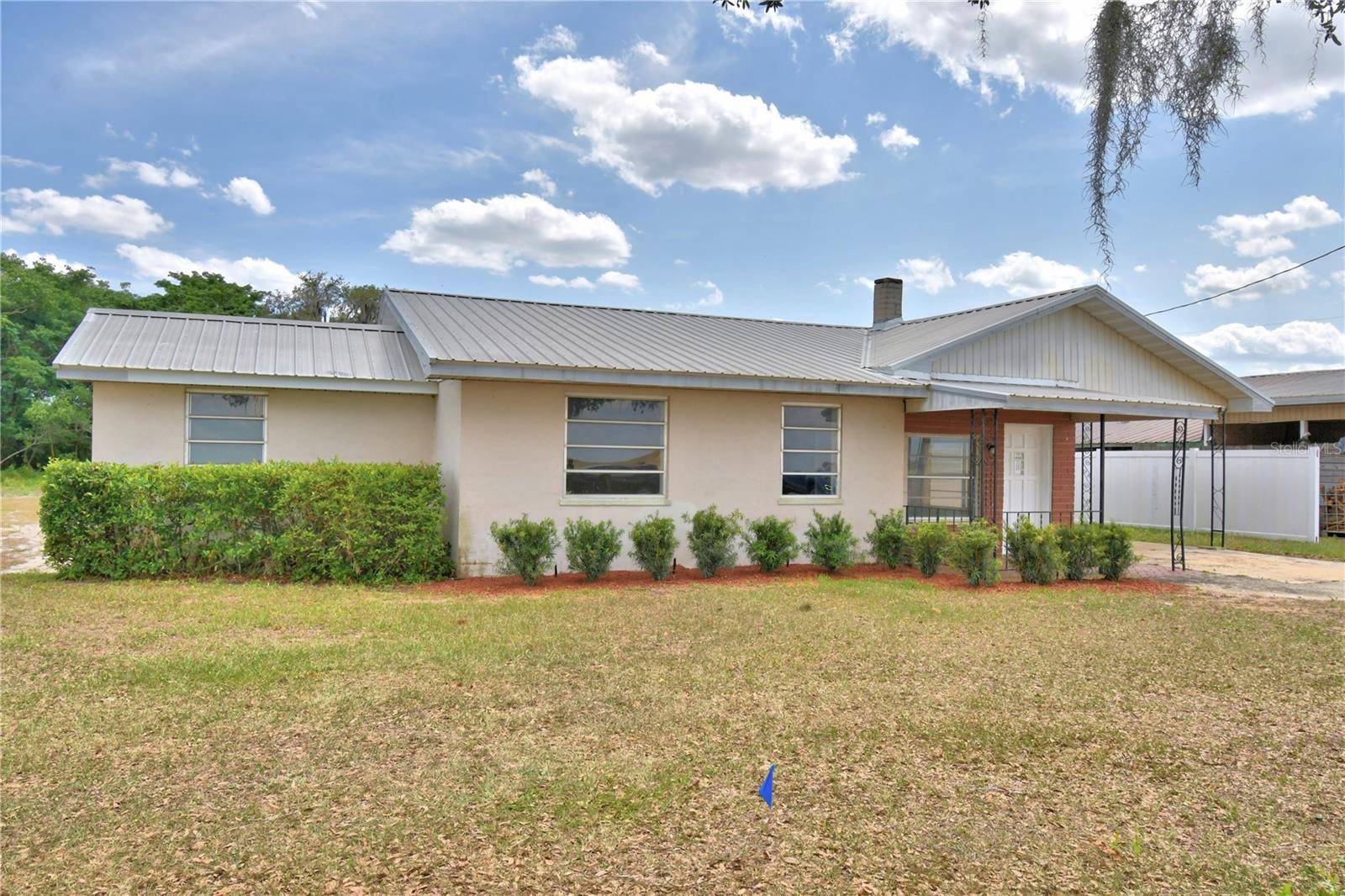 352 E HWY 630 E, Frostproof, FL 33843