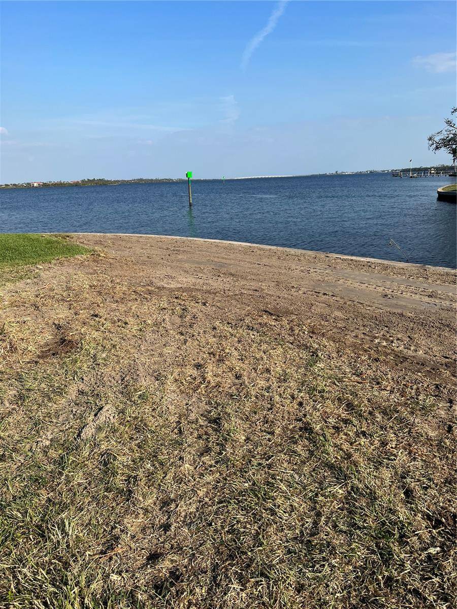 12437 RAN TER, Port Charlotte, FL 33981