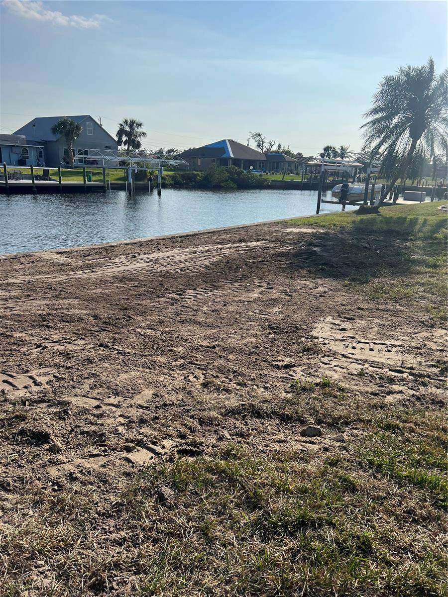 12437 RAN TER, Port Charlotte, FL 33981