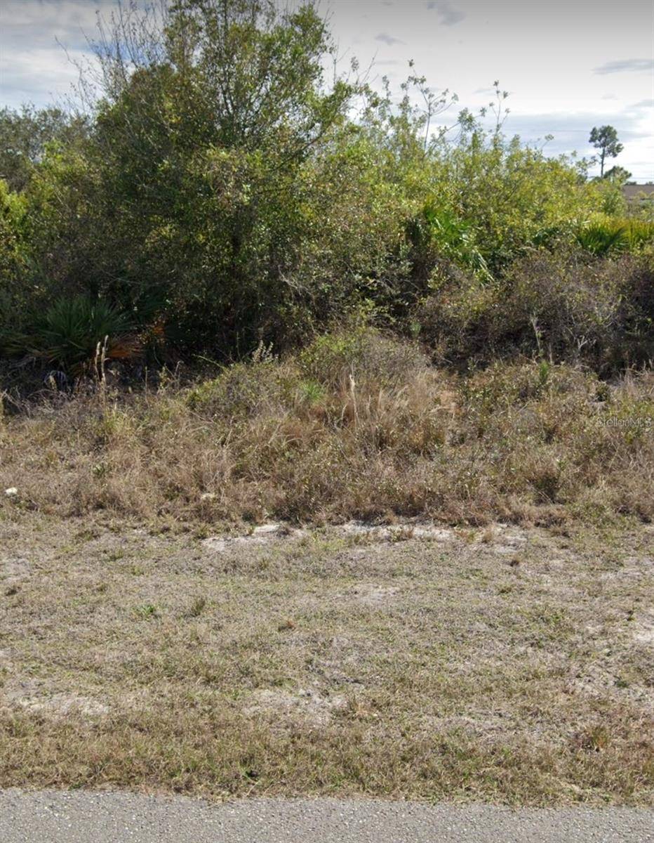 2507 33RD ST SW, Lehigh Acres, FL 33976