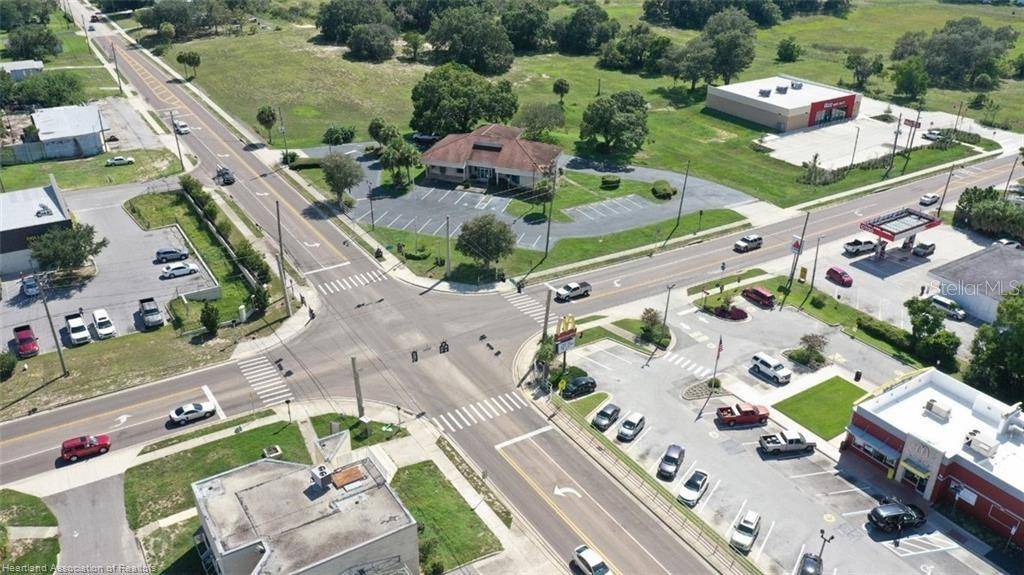 695 N SCENIC HWY, Frostproof, FL 33843