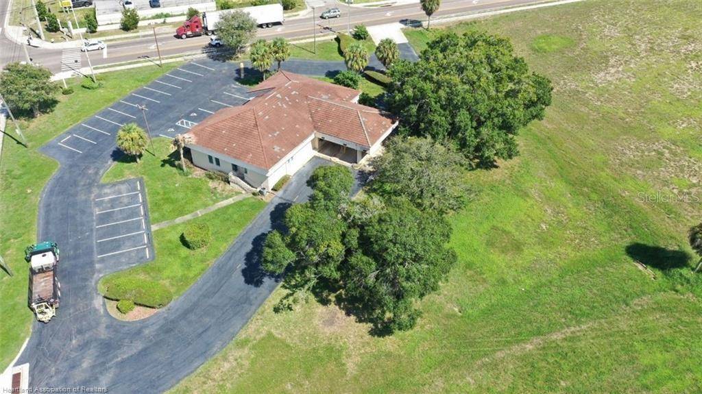 695 N SCENIC HWY, Frostproof, FL 33843
