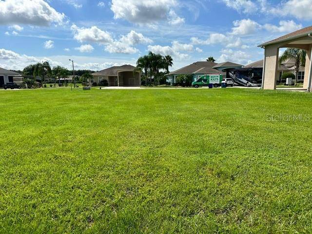 768 TEABERRY TRL, Polk City, FL 33868