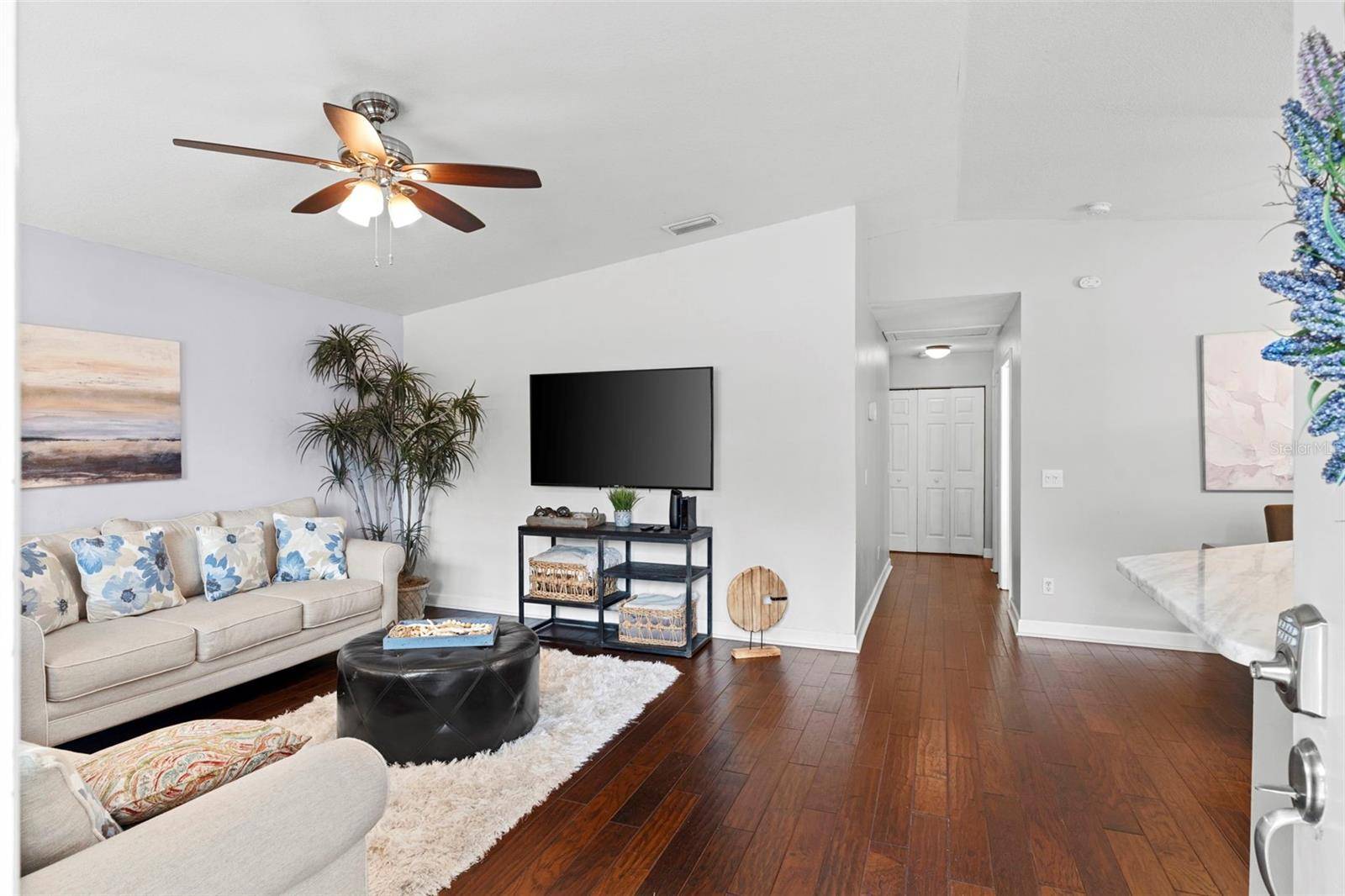 1507 E HENRY AVE, Tampa, FL 33610