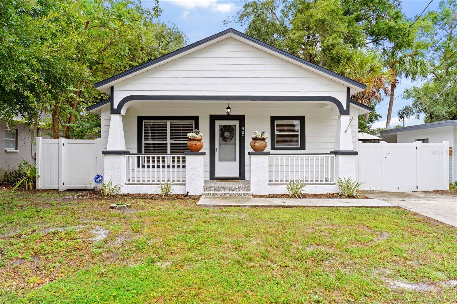 1507 E HENRY AVE, Tampa, FL 33610