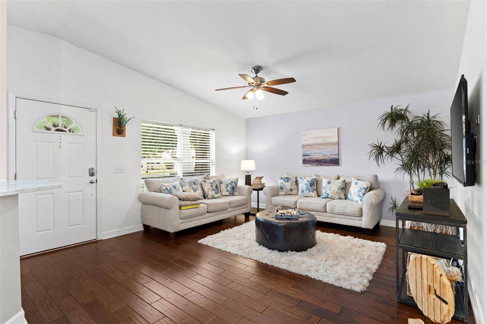 1507 E HENRY AVE, Tampa, FL 33610