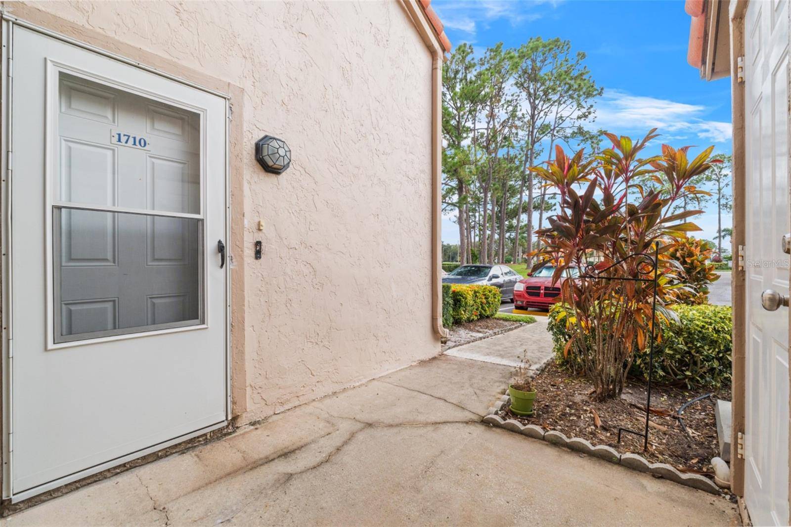 1710 GARDEN LAKE DR #1710, Winter Haven, FL 33884