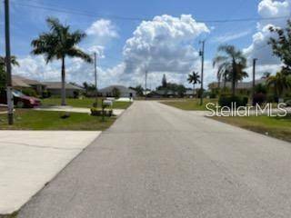 214 SW 43 LN, Cape Coral, FL 33914