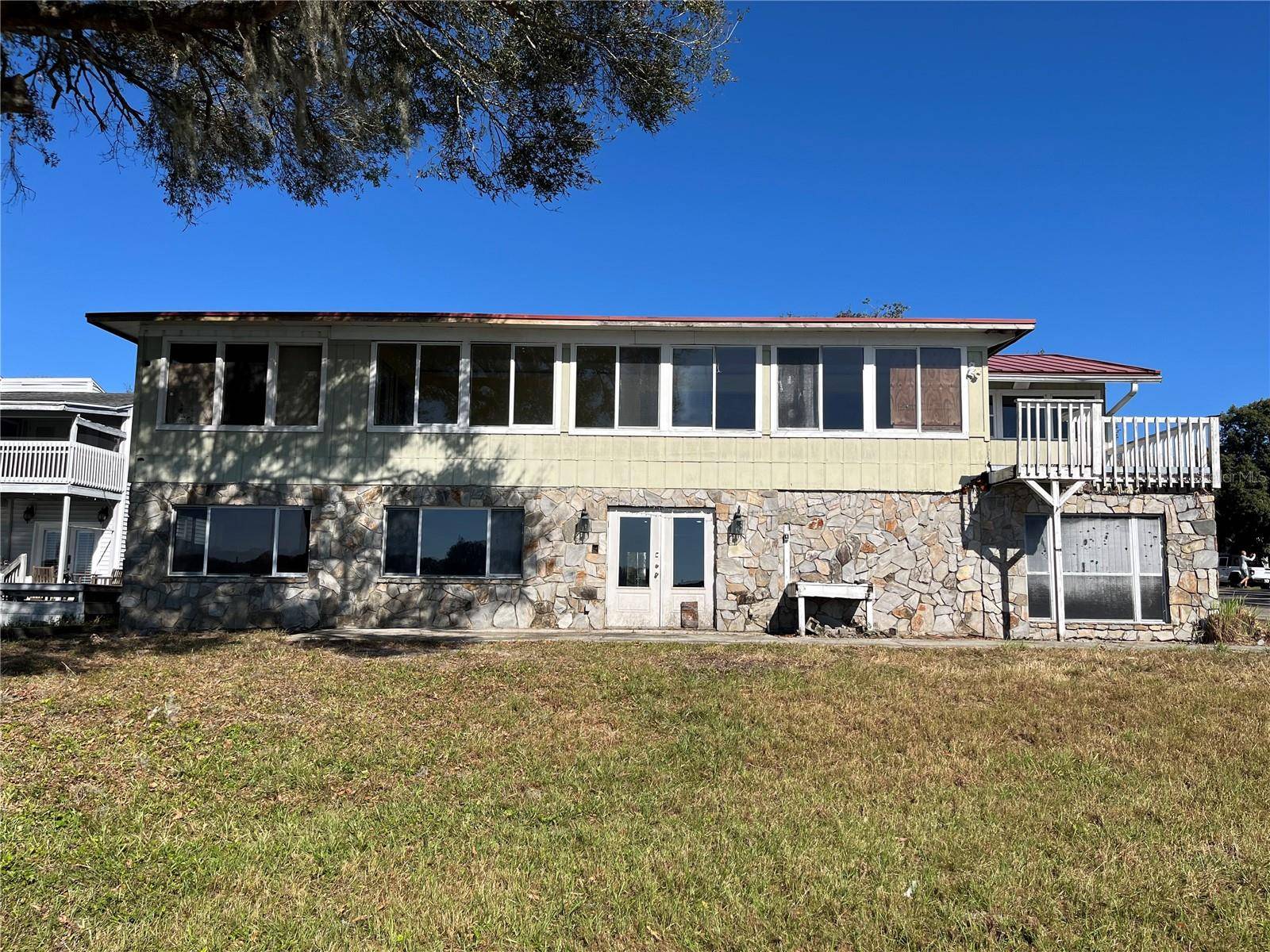 330 CALLITRIS AVE, Polk City, FL 33868