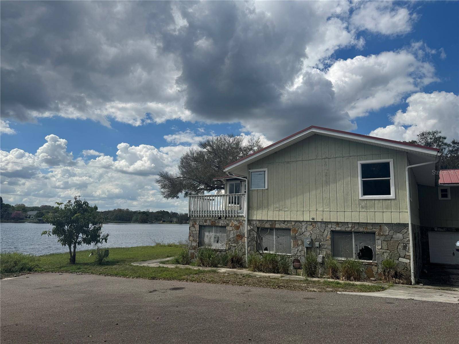 330 CALLITRIS AVE, Polk City, FL 33868