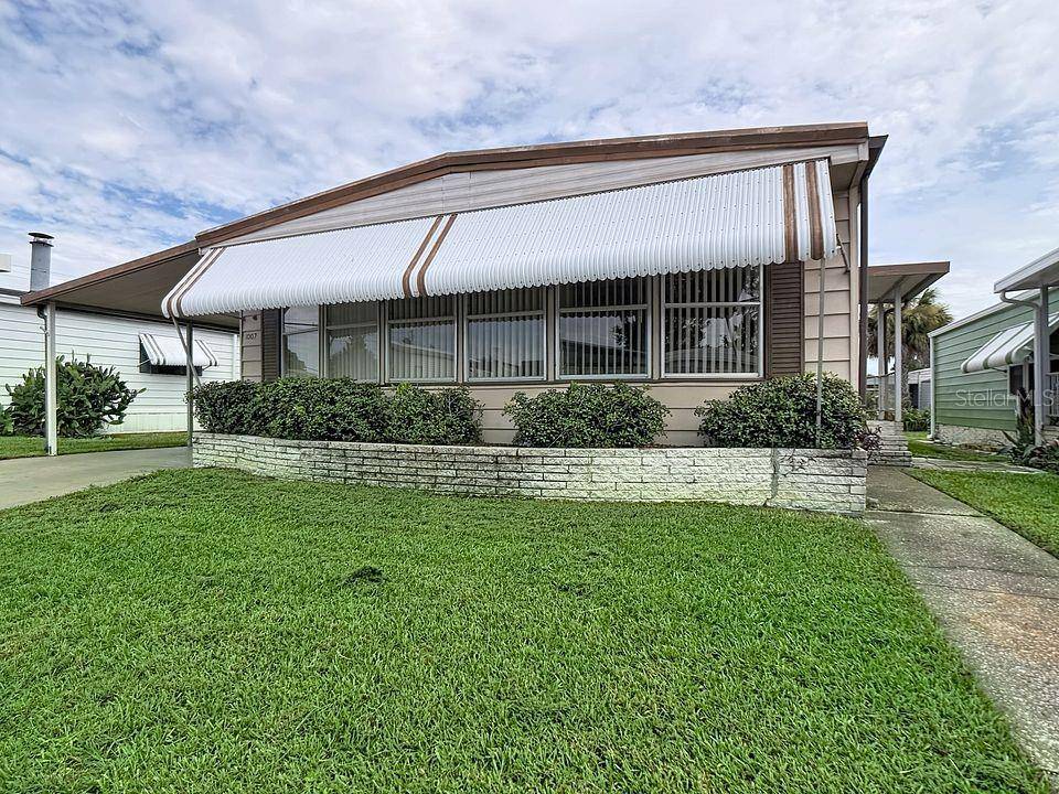 1007 FOREST LAKE DR, Lakeland, FL 33809
