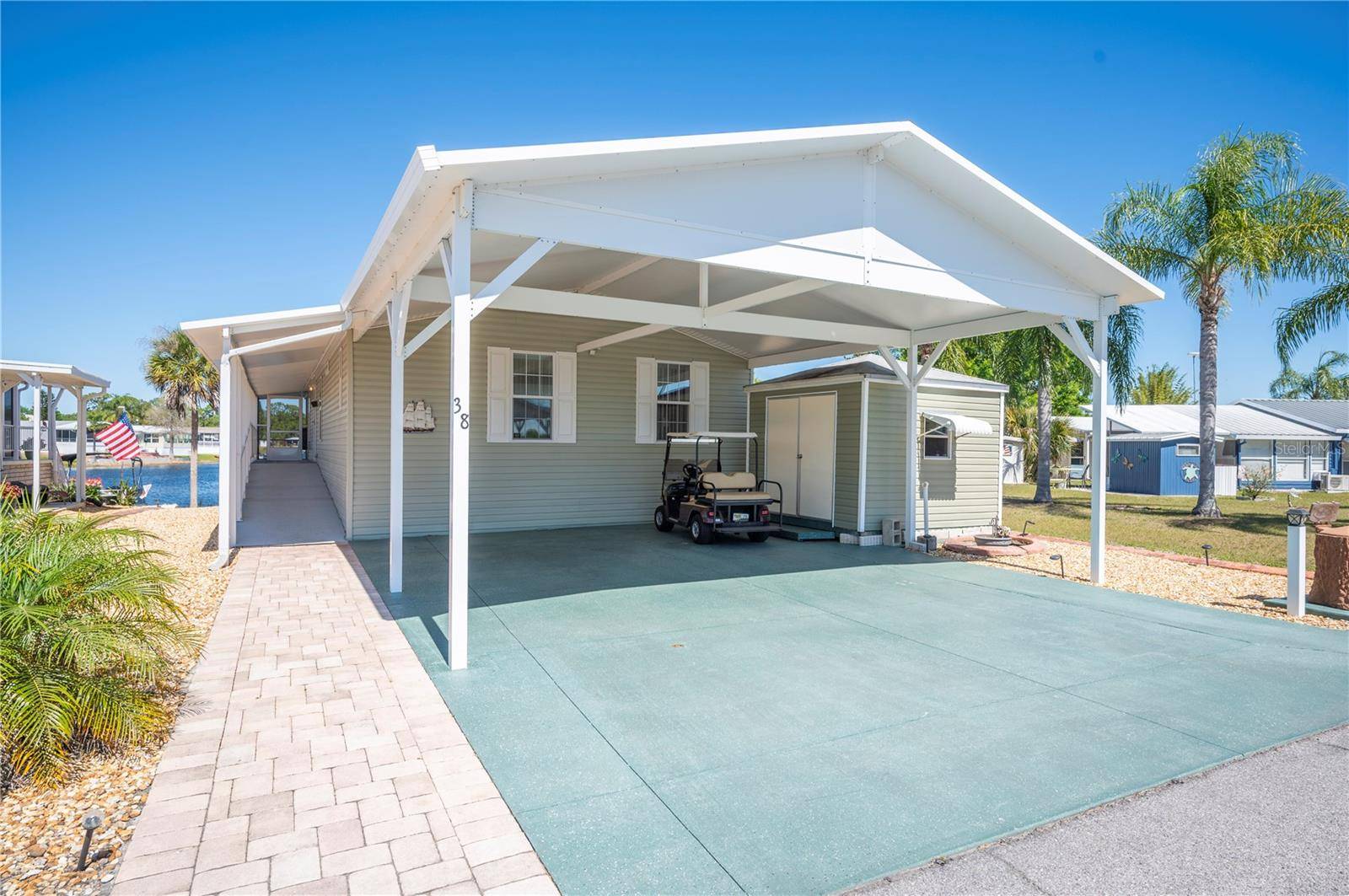 38 QUEEN OF WATERS ST, Lake Wales, FL 33898