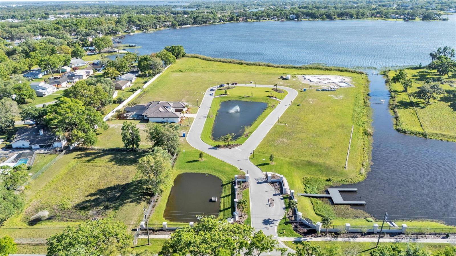 5472 SHOREVIEW DR, Lakeland, FL 33809