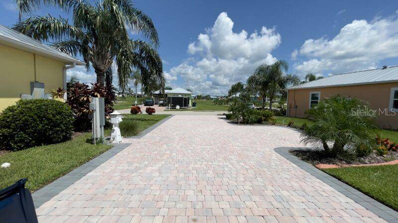 3015 WOOD DUCK DR, Polk City, FL 33868