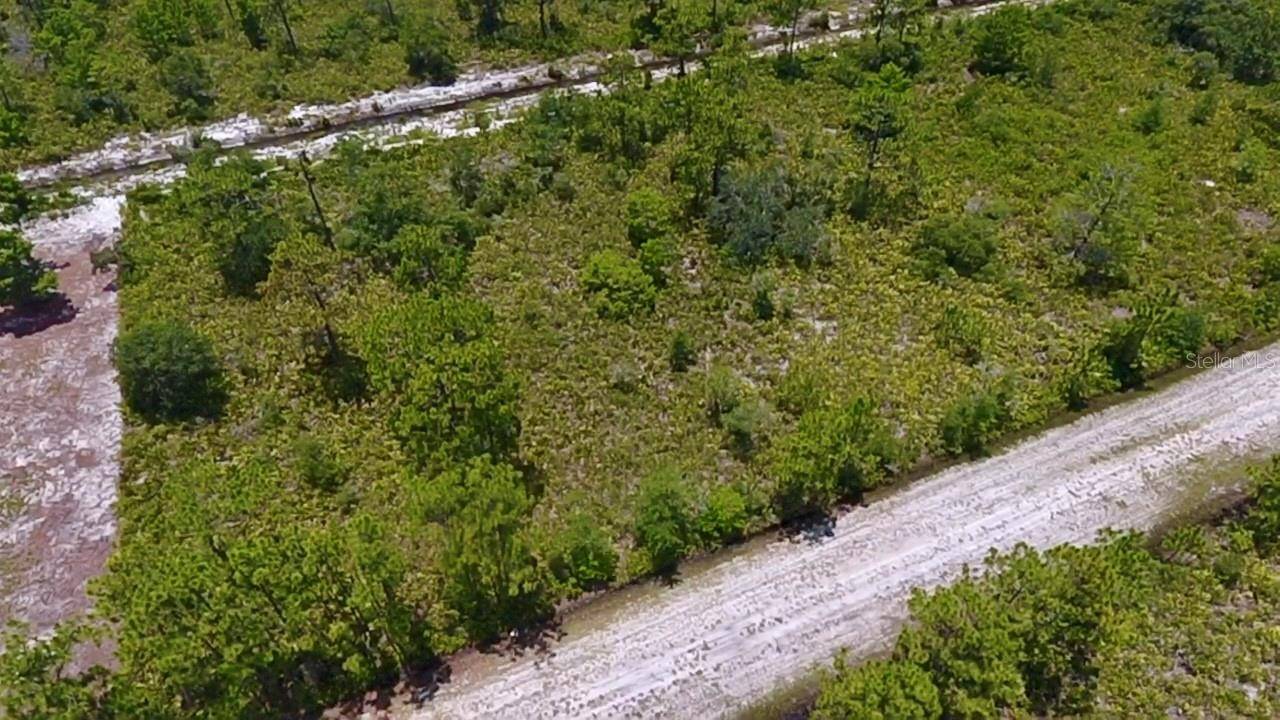 113 BOUGAINVILLE DR, Indian Lake Estates, FL 33855