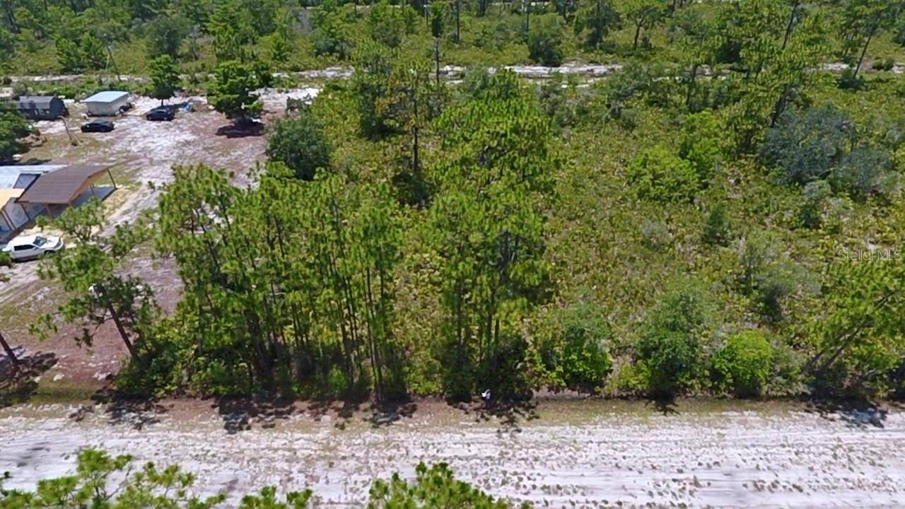 113 BOUGAINVILLE DR, Indian Lake Estates, FL 33855