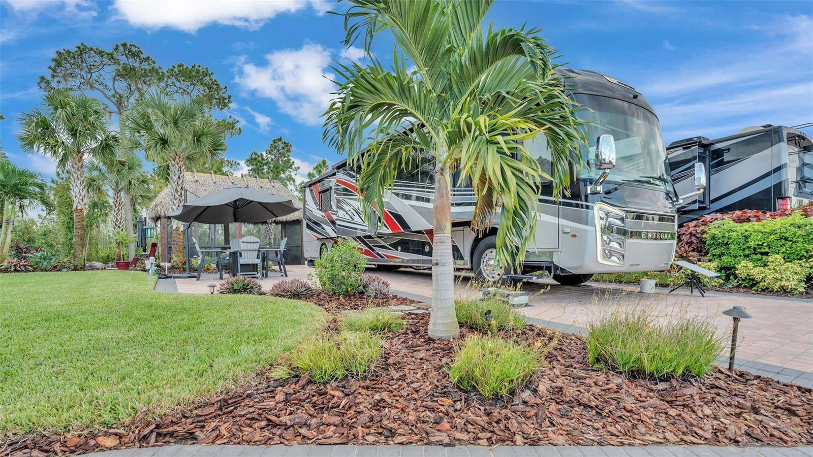 3244 FISH HAWK DR, Polk City, FL 33868