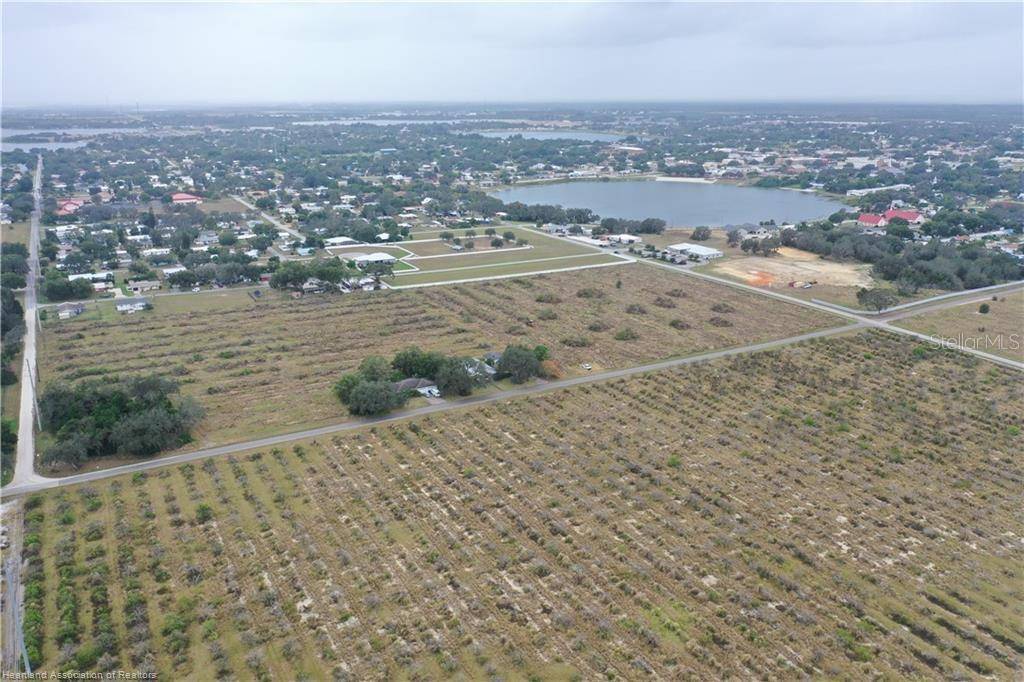 525 E WINTHROP ST, Avon Park, FL 33825