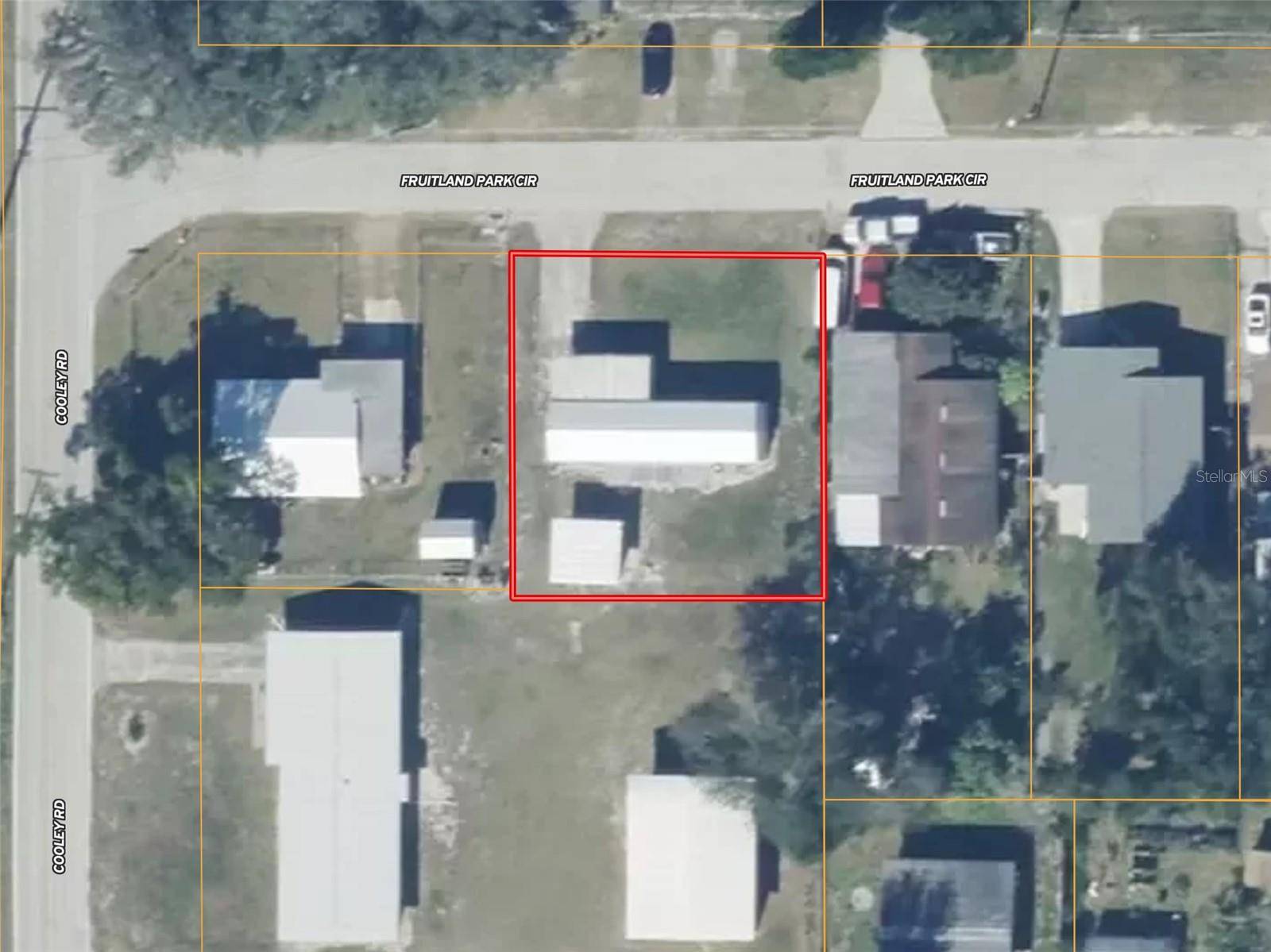 1821 FRUITLAND PARK CIR, Eagle Lake, FL 33839