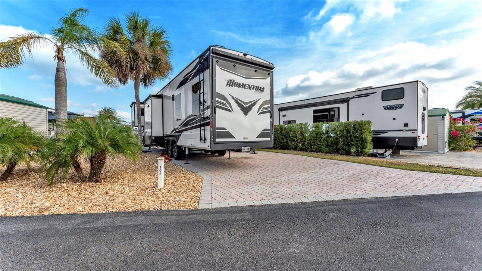 16404 BAY ST, Clermont, FL 34714