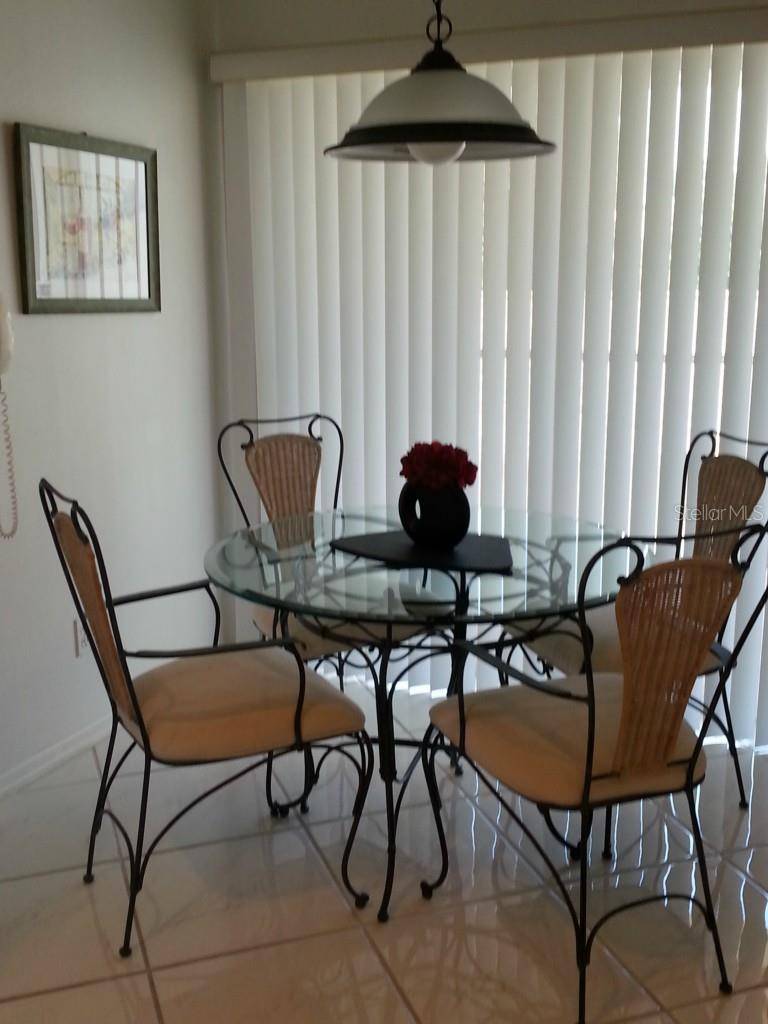 9480 HIGH GATE DR #2125, Sarasota, FL 34238