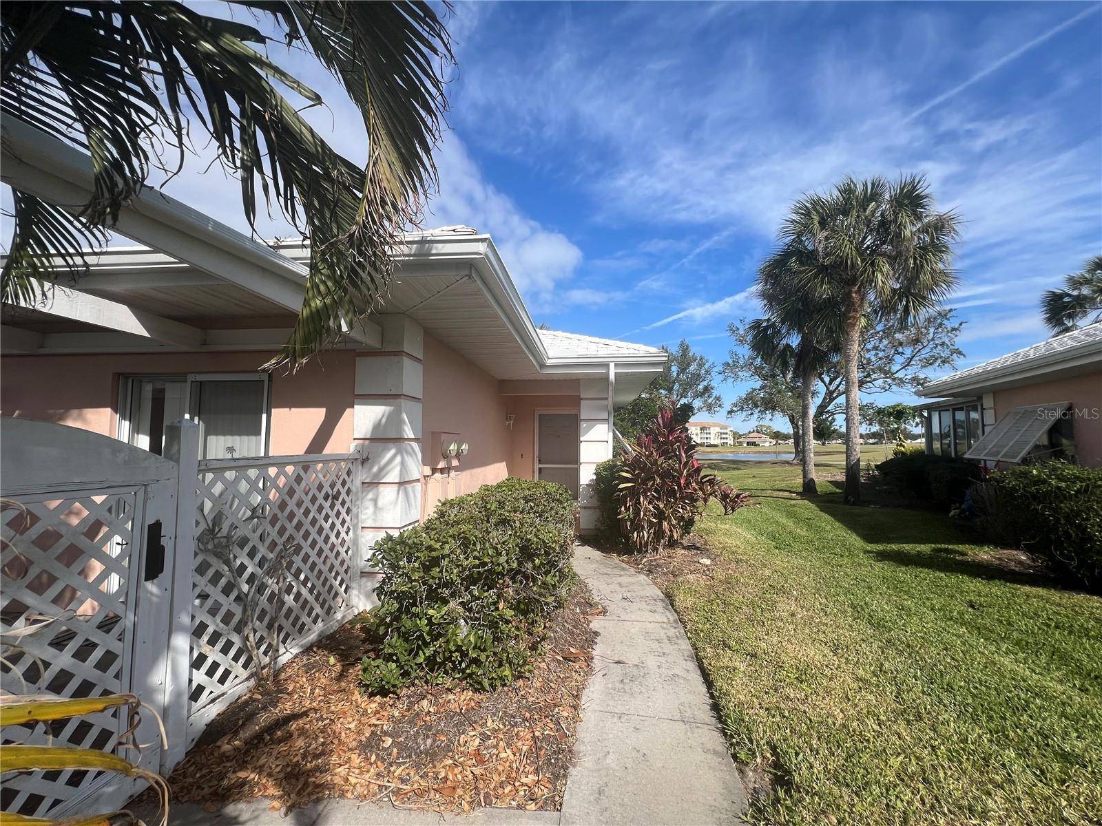 338 CERROMAR WAY N #4, Venice, FL 34293