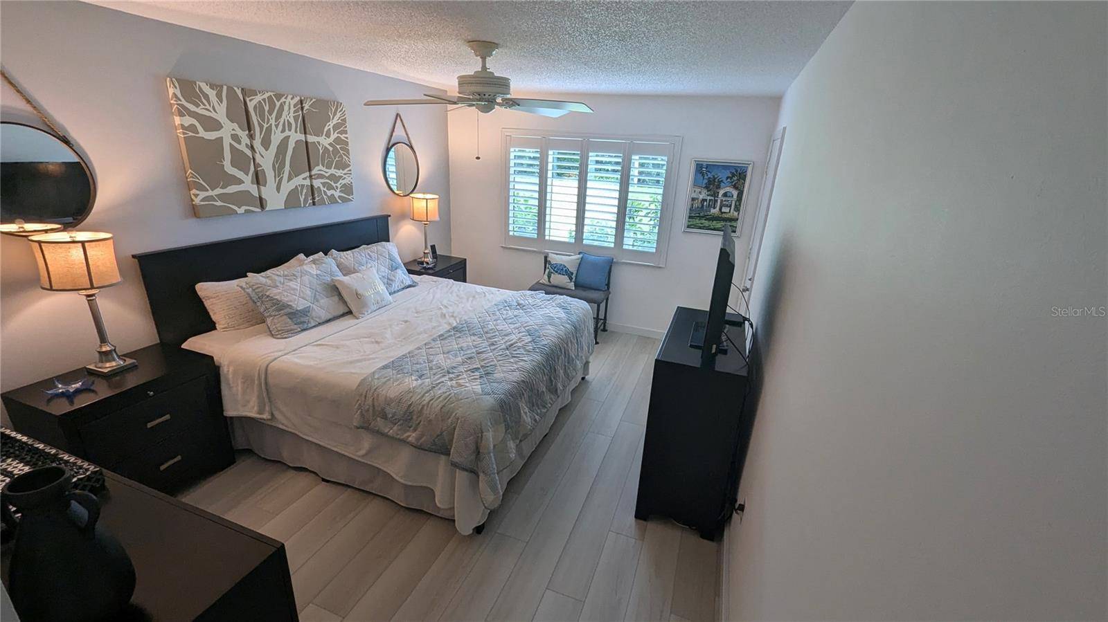 1624 STICKNEY POINT #107, Sarasota, FL 34231