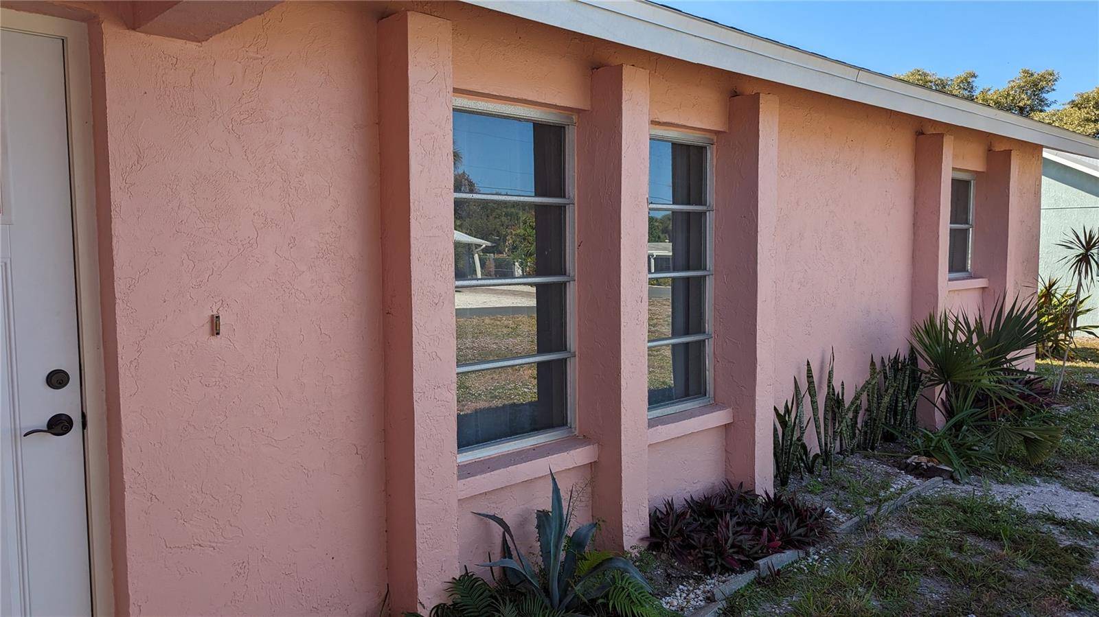 617 INDIANA AVE, Nokomis, FL 34275