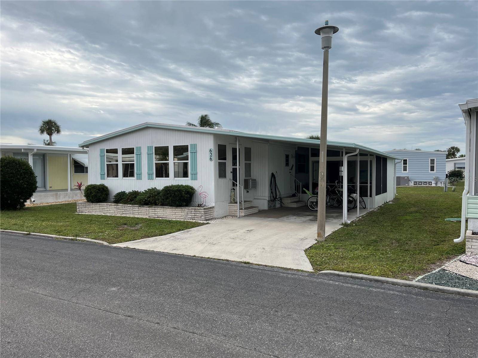 626 CERVINA DR, Venice, FL 34285