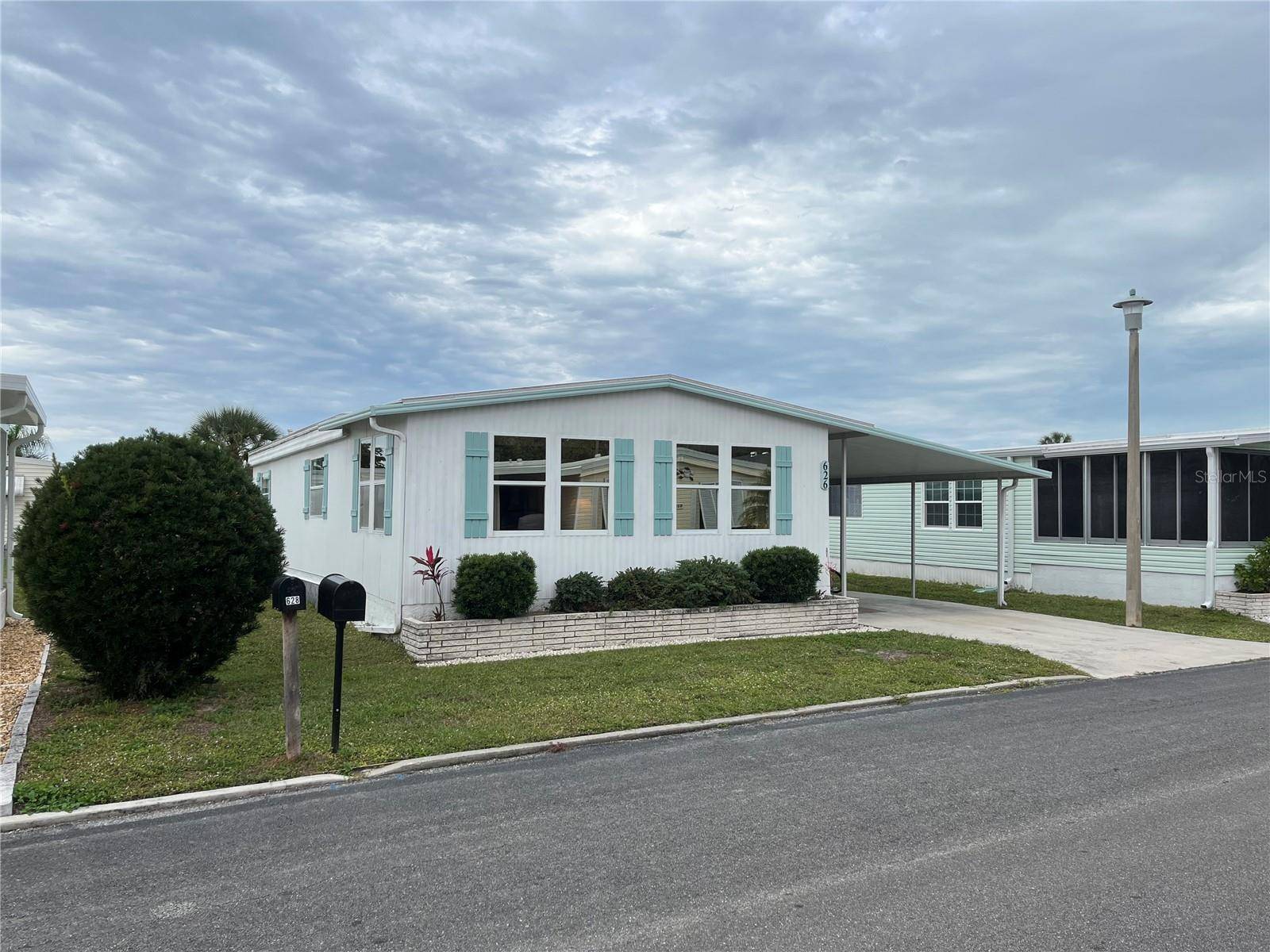626 CERVINA DR, Venice, FL 34285