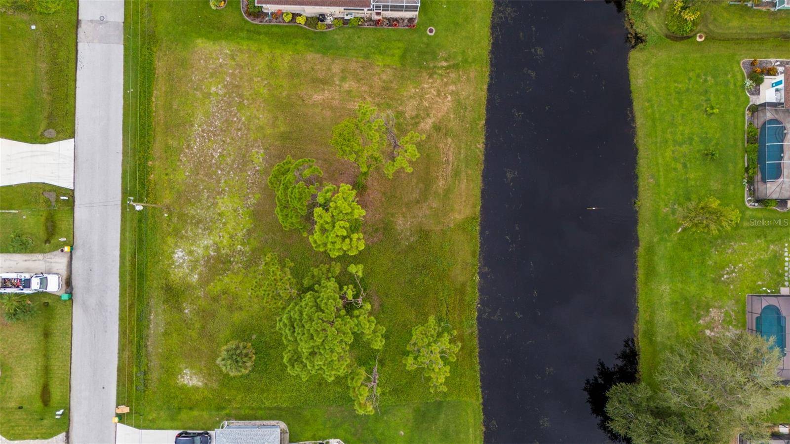 29 MARKER RD, Rotonda West, FL 33947
