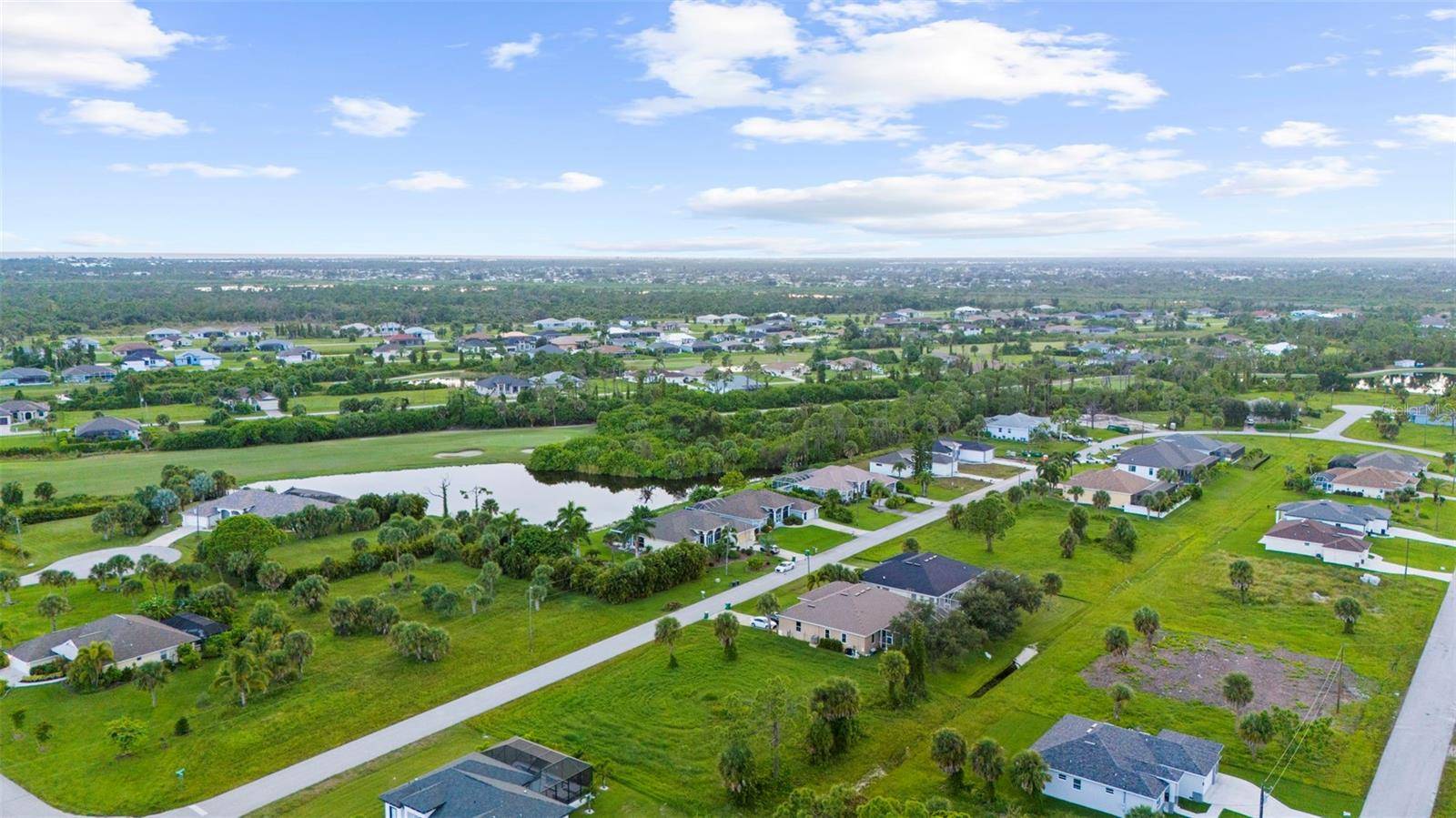 70 TEE VIEW RD, Rotonda West, FL 33947