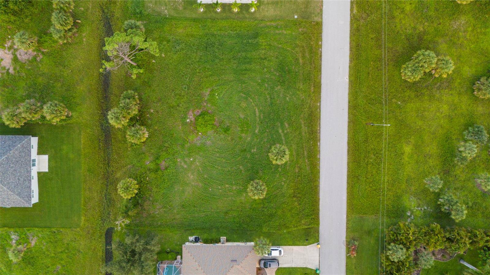 70 TEE VIEW RD, Rotonda West, FL 33947