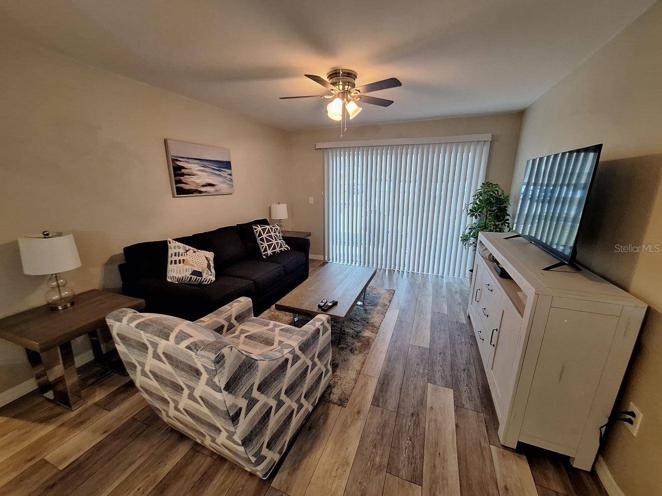 3255 BENEVA RD #102, Sarasota, FL 34232
