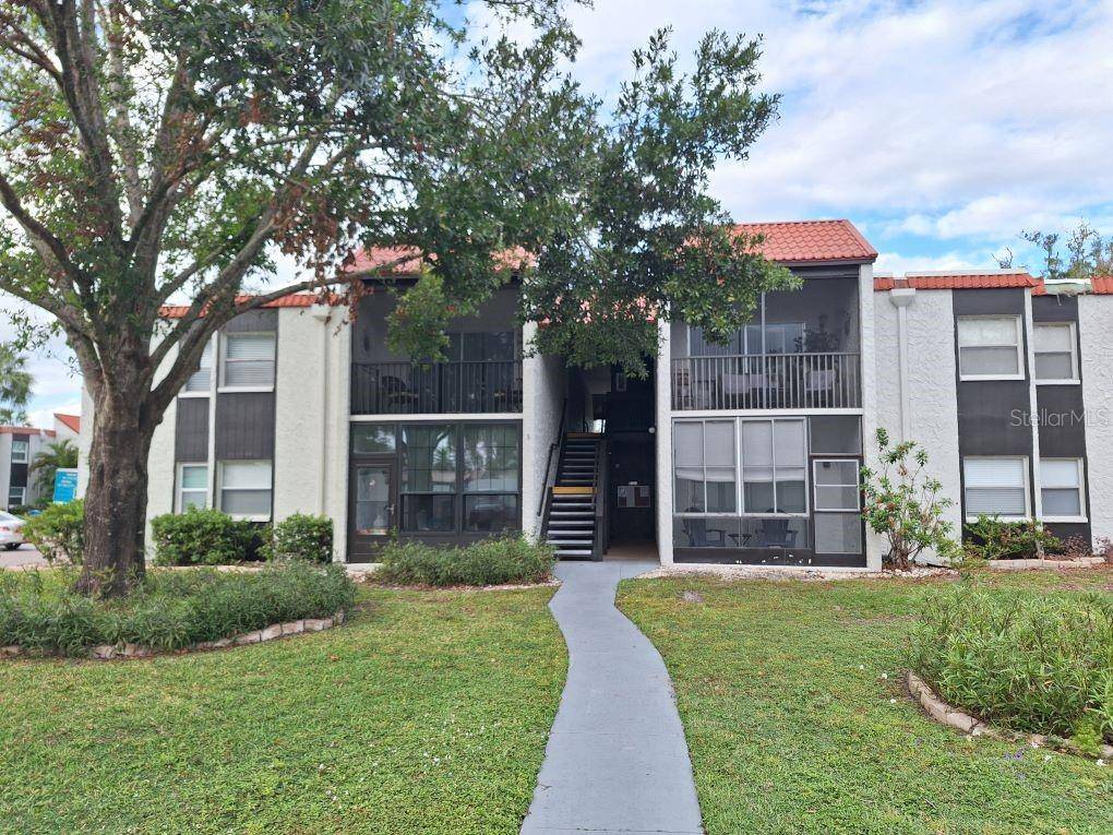 3255 BENEVA RD #102, Sarasota, FL 34232