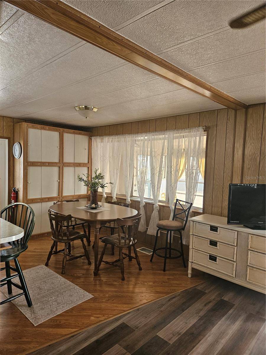 5670 TEAHOUSE RD, Venice, FL 34293