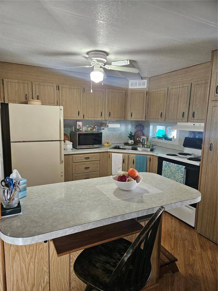 5670 TEAHOUSE RD, Venice, FL 34293