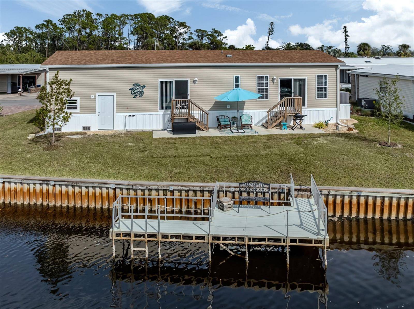 106 ISLAND POINT RD, North Port, FL 34287