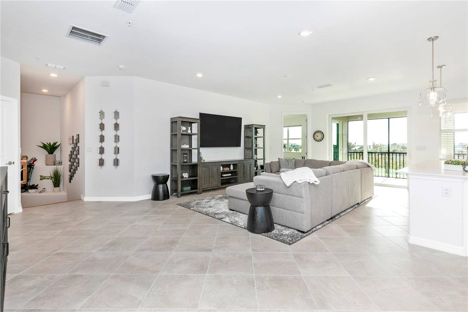 17560 BORACAY CT #202, Venice, FL 34293