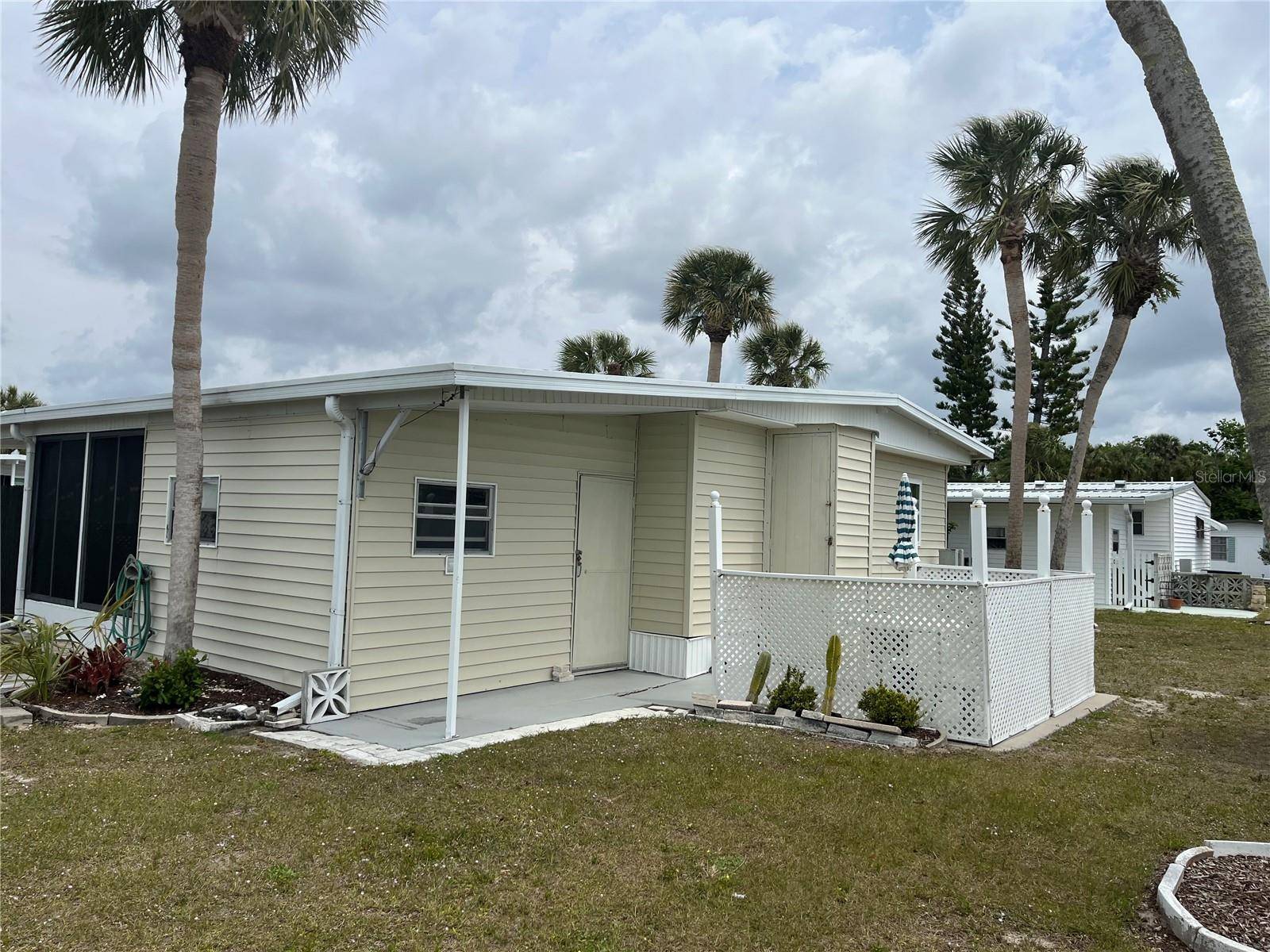 530 VIA VENETO, Venice, FL 34285
