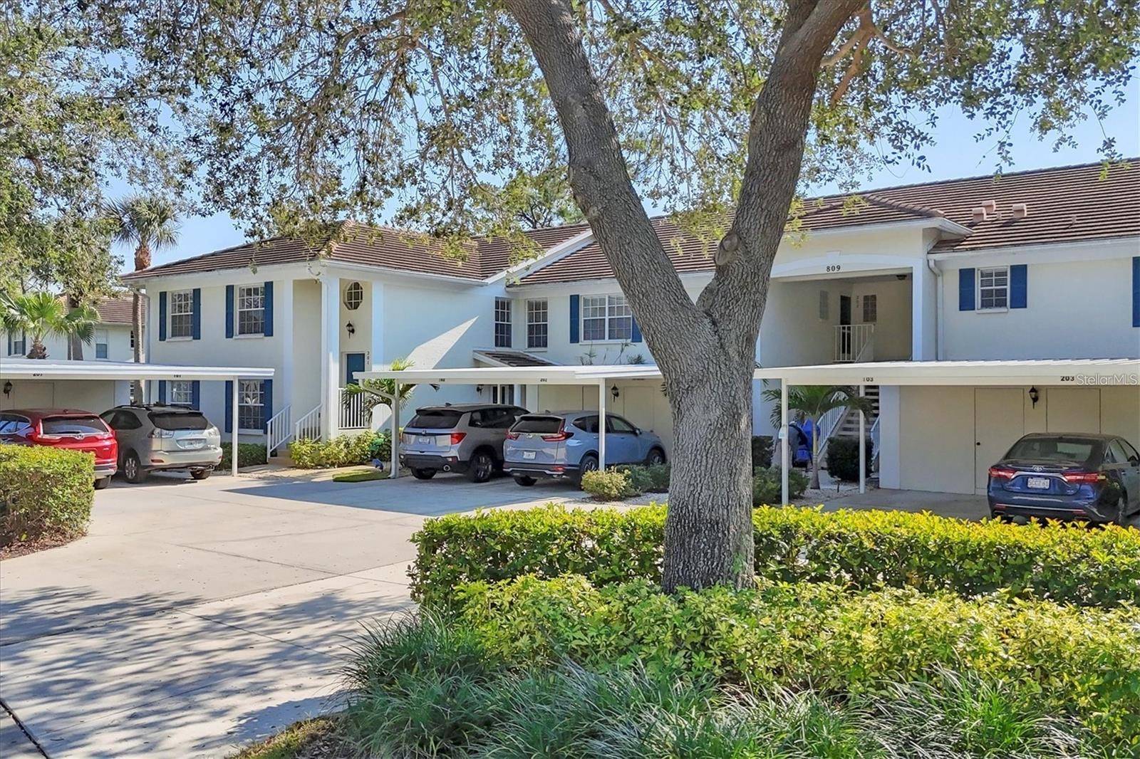 809 MONTROSE DR #203, Venice, FL 34293