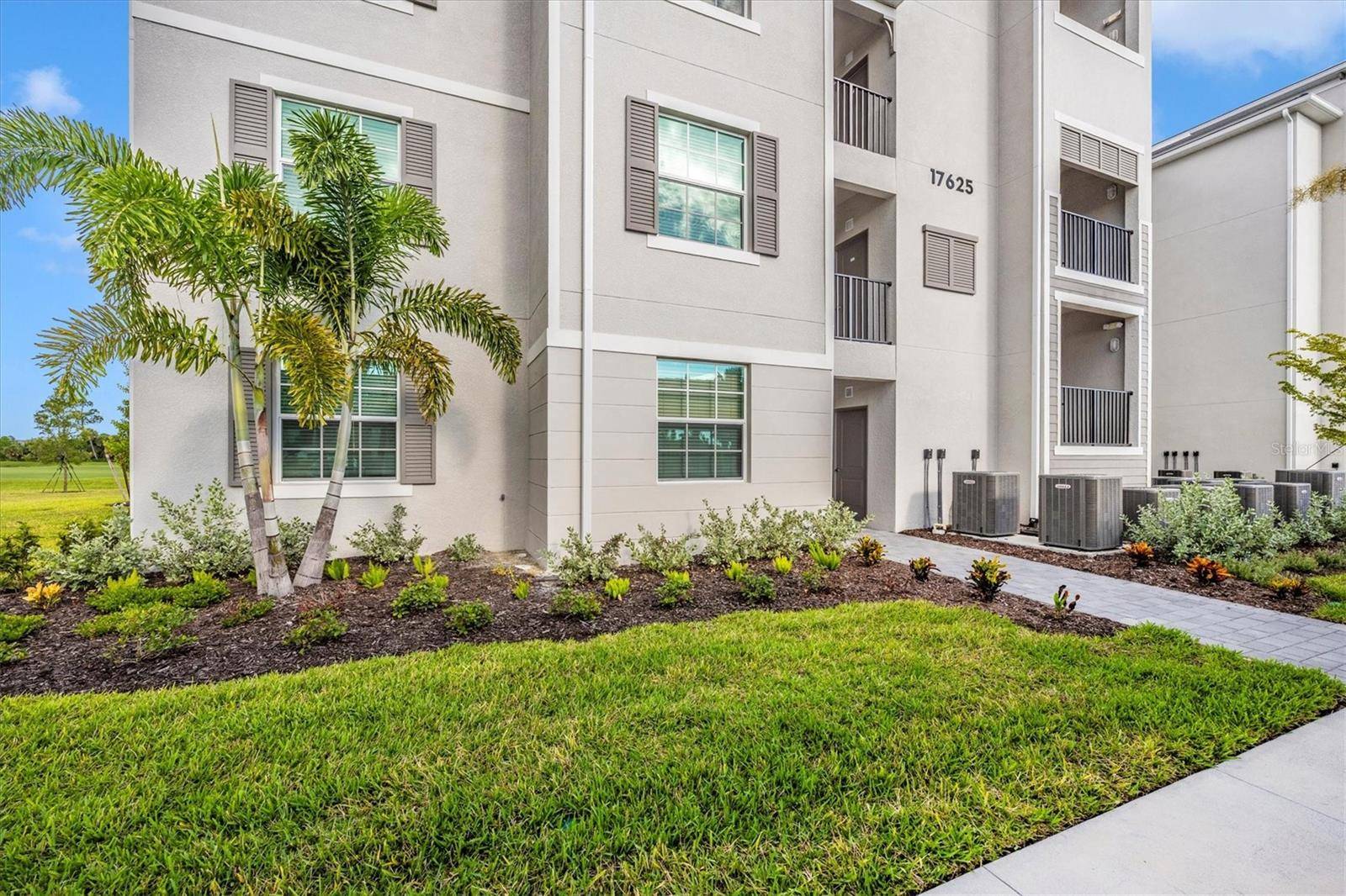 17625 OPAL SAND DR #301, Venice, FL 34293