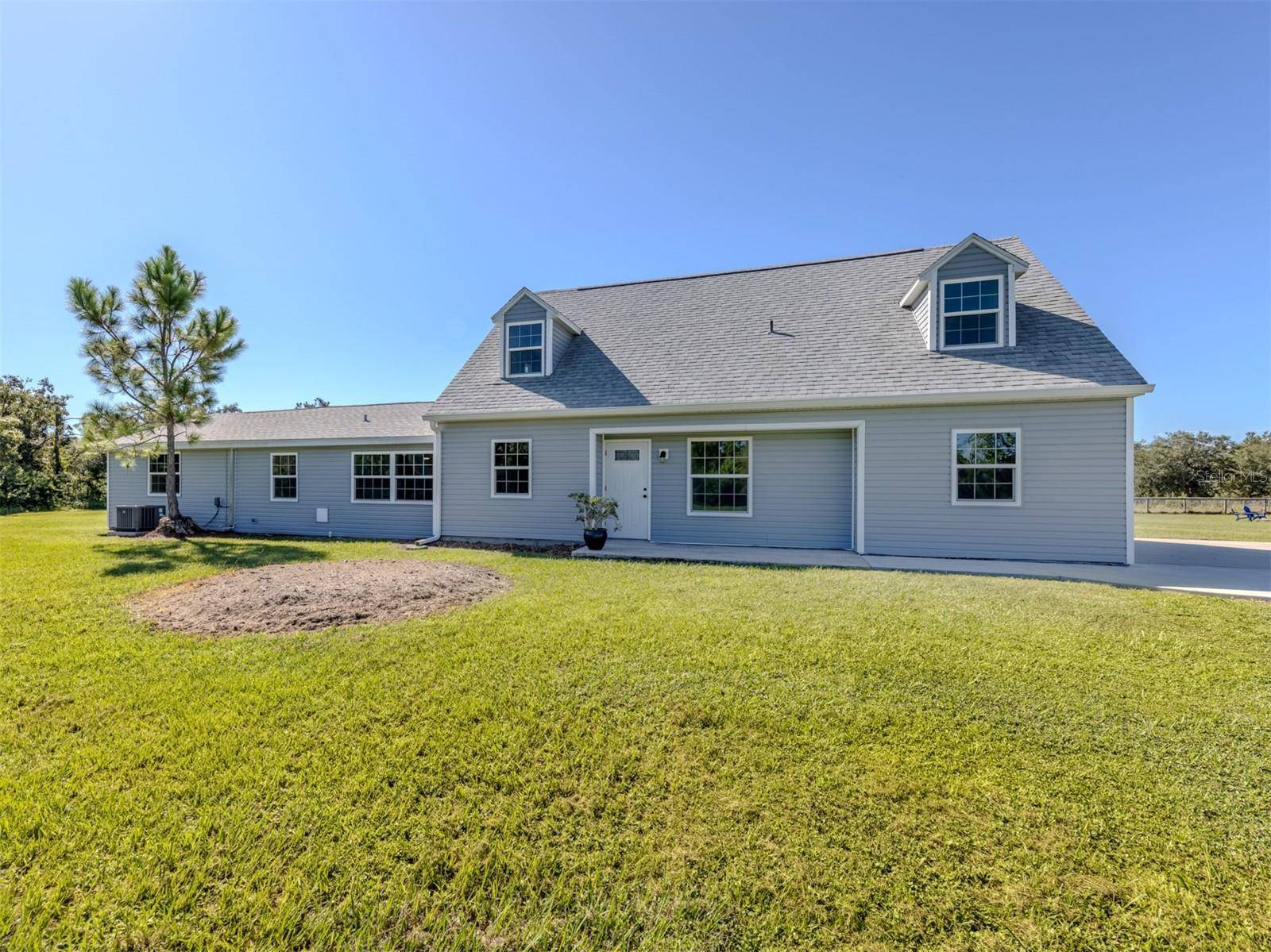 16372 WINBURN DR, Sarasota, FL 34240